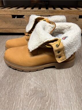 Timberland Wheat Leather Fold-Over Shearling Boots